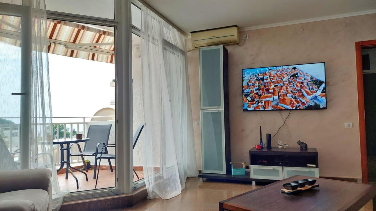 Seaview Apartment Budva